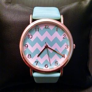 Claire's Gold Tone Women's Watch.